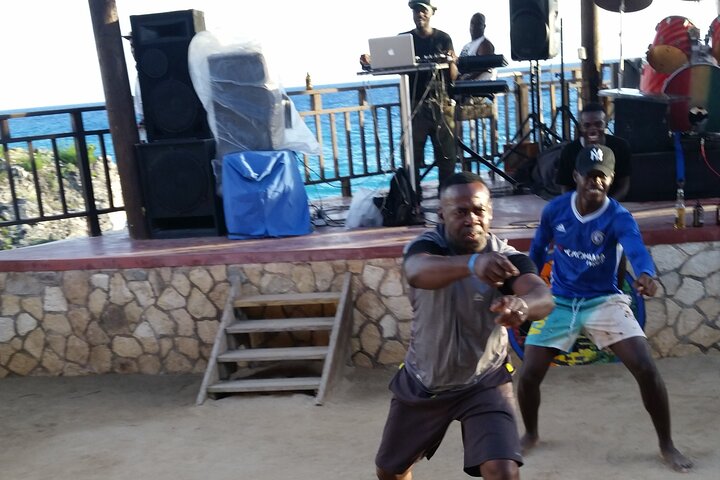 VIP Private Negril 7 Mile Beach & Rick’s Café Sunset Experience